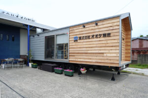 事務所トレーラーハウス